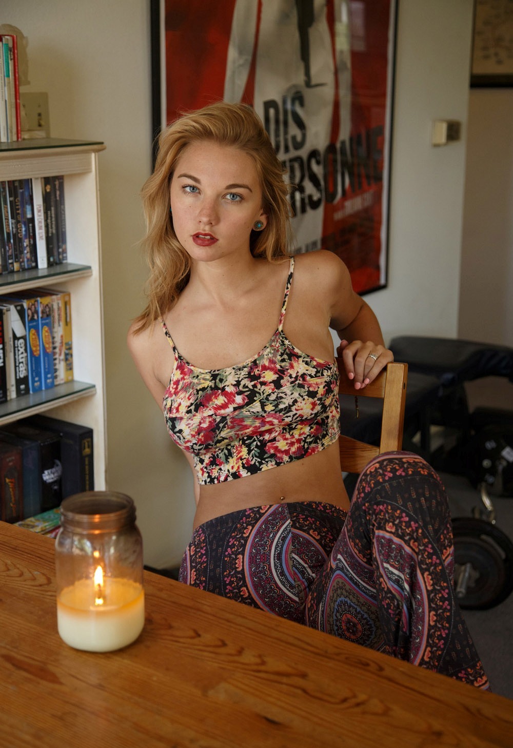 Лариса проститутка интим салон Питера у метро Сенная Площадь салон проститутки эскорт